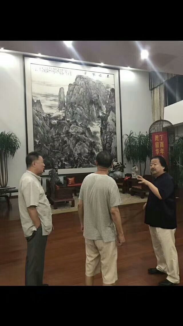 著名画家、鉴赏家、收藏家崔如琢先生莅临金石馆并参观刘子尧艺术馆
